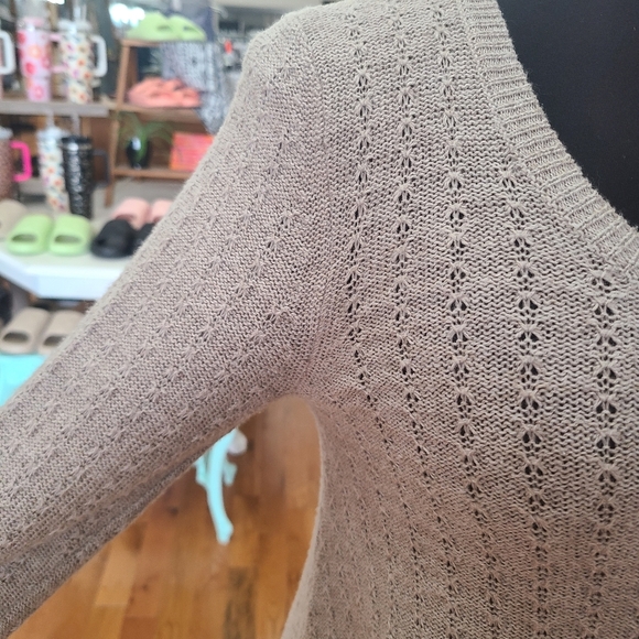 AE Neutral Knit Dress Size Medium - Picture 2 of 7